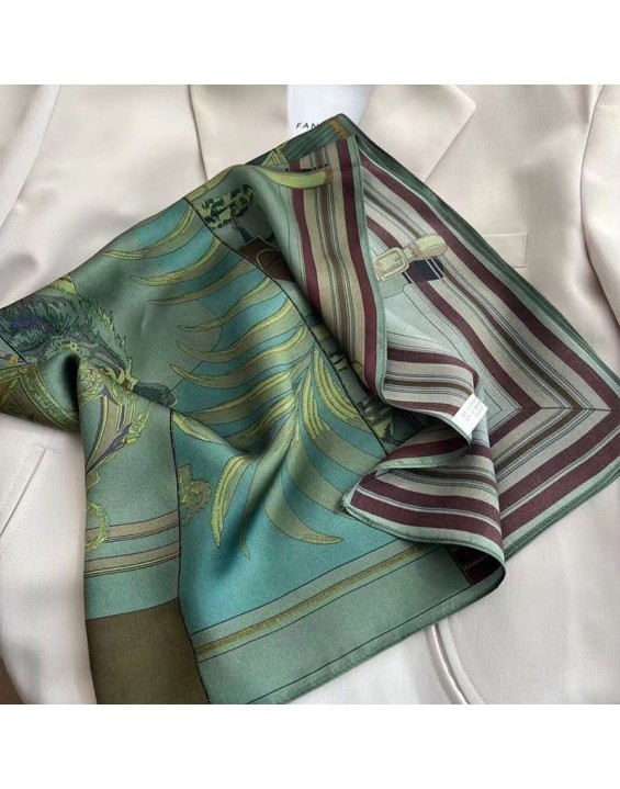 Spring and Autumn Square Scarf Women Simple Vintage Printed Neck Towel Satin Color Blocking Silk Scarf
